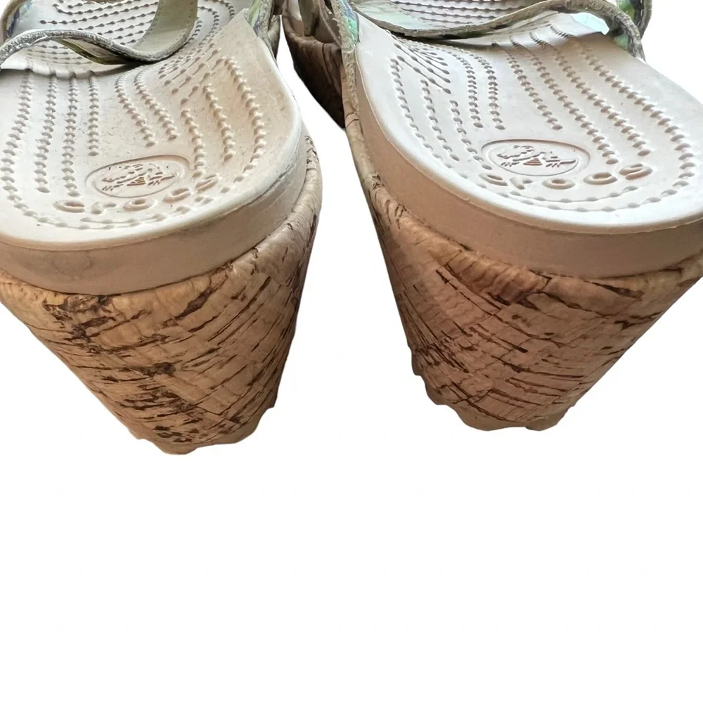 Crocs Leather Strapy Sandals Wedge Heels Sz 9